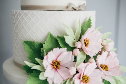sugar flowers -Hampshire wedding cakes